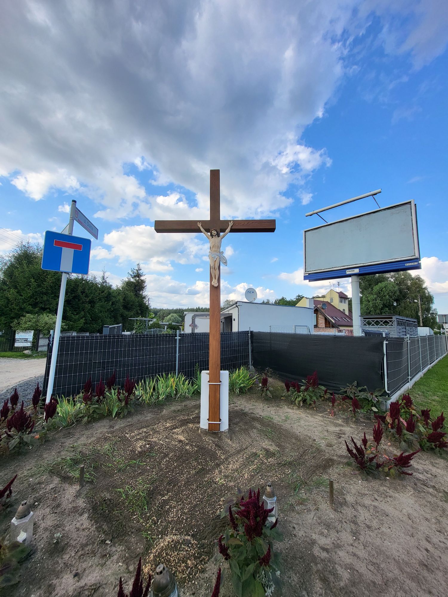 Nowy krzyż w&nbsp;Kobylnicy